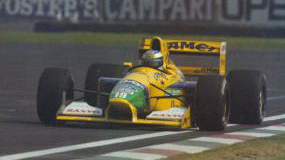 Болидът на Шумахер от 1991-ва на търг