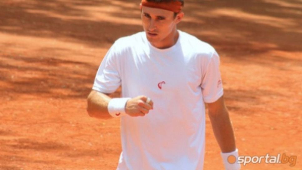 Кутровски се класира за втория кръг в Едуардсвил