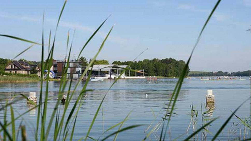 Още две български двойки се класираха за четвъртфиналите на СП по гребане