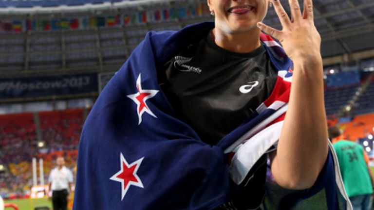 Валери Адамс с четвърта поредна световна титла на гюле