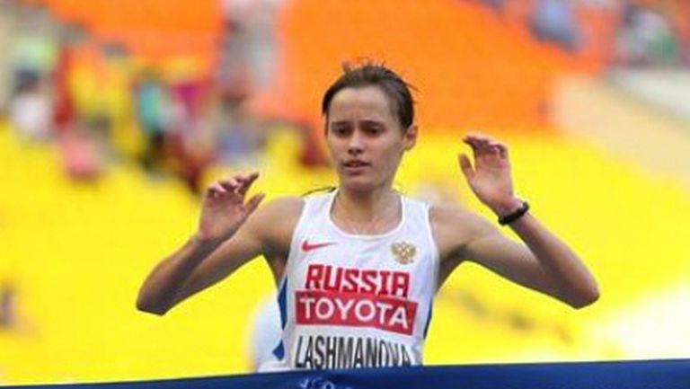 Елена Лашманова стана световна шампионка на 20 км спортно ходенe