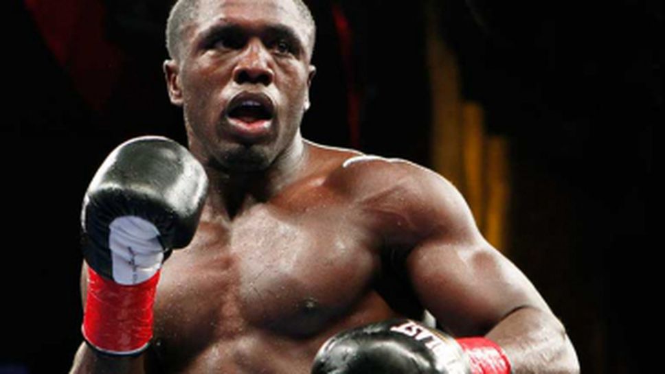 Оперираха Андре Берто