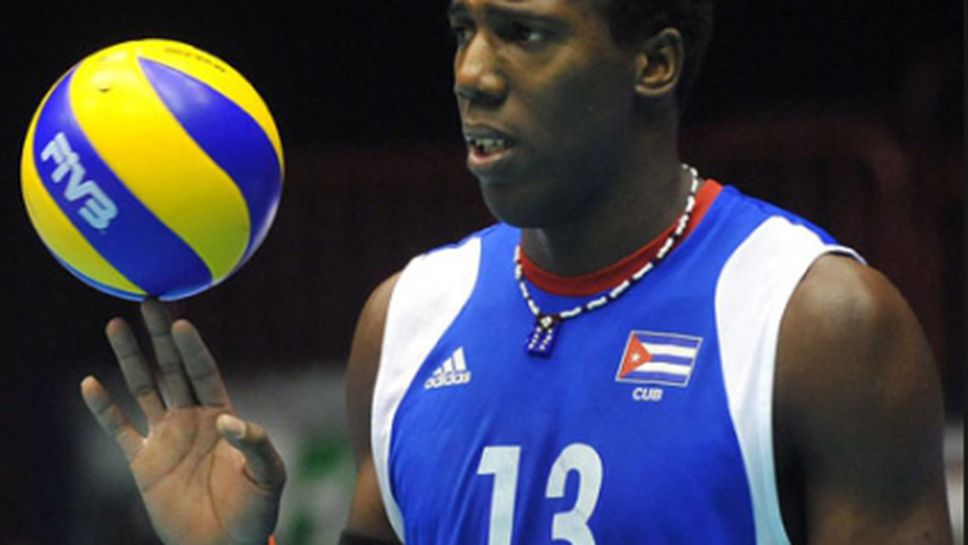 Робертланди Симон: Искам да играя отново за Куба!