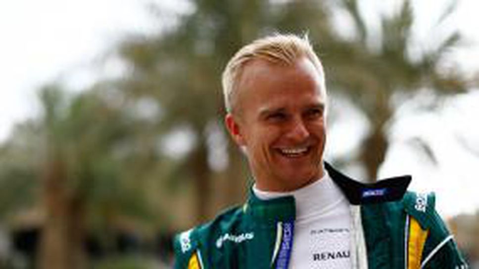 Хейки Ковалайнен обратно на пистата с Катерам