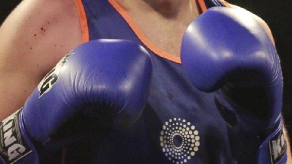 Боксьор в тежка категория счупи ръка в спаринг срещу Тервел Пулев