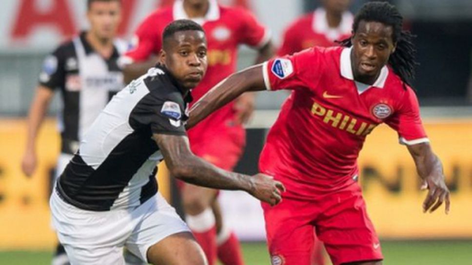 ПСВ Айндховен с първа грешна стъпка, изненадващ лидер в Холандия