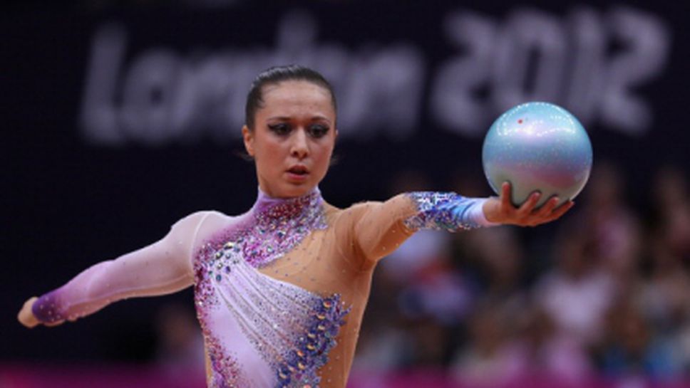 Силвия Митева четвърта на топка и шеста на обръч на световното в Киев