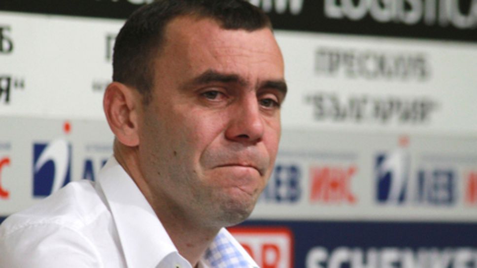 Големият Тодор Стойков се раздели с баскетбола със сълзи на очи (галерия+видео)