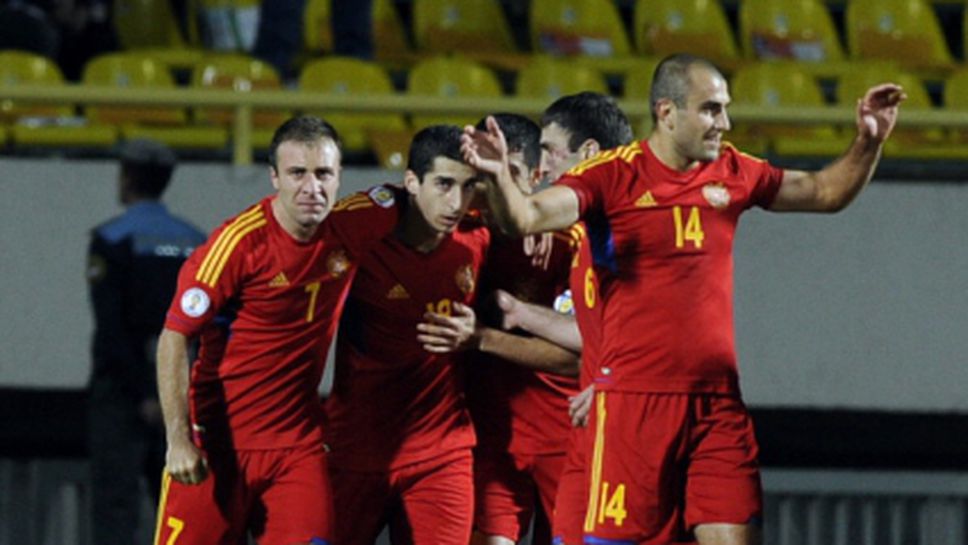 Двама арменци пропускат мача с България