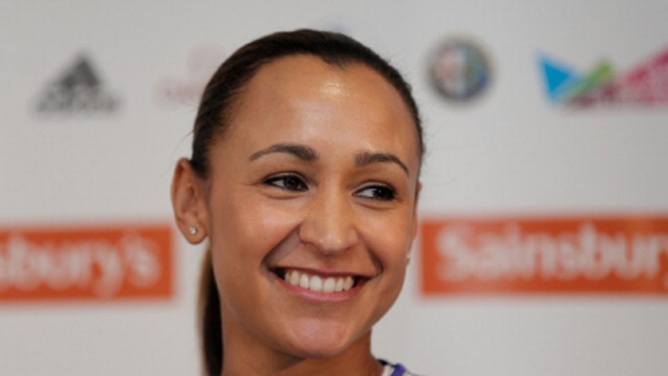 Енис-Хил се надява да е здрава за зимния сезон