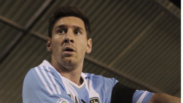 Жената на селекционера на Аржентина съветва Лионел Меси да си смени отбора