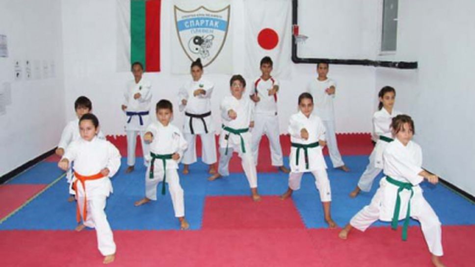 Карате клуб от Плевен спечели Купата Каварна