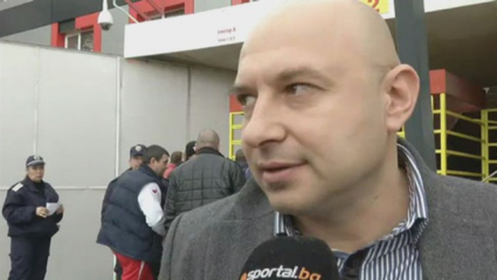 Двама играчи от Франция на проби в Черноморец от днес