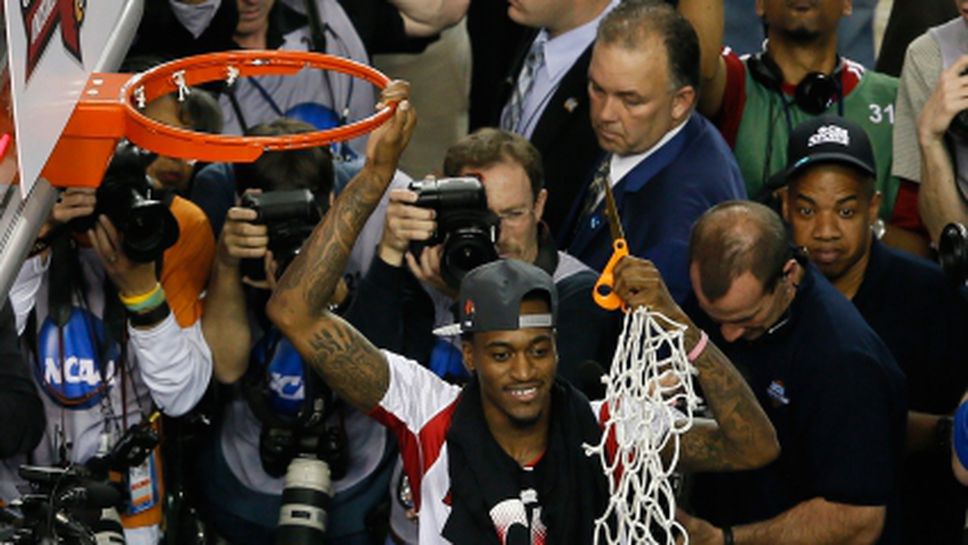 Кевин Уеър забива по-малко от 6 месеца след зверската контузия (видео)