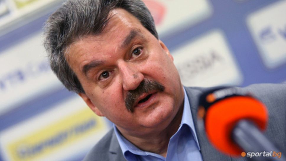 Батков: Заплатите в Левски са в пъти по-големи от тези в ЦСКА, а после само тинтири-минтири