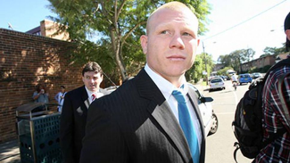 Ръгбист захапа съперник за топките