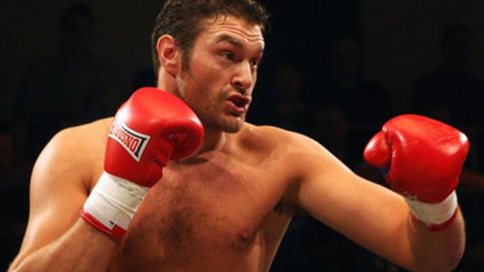 Фюри търси нов съперник, ще се бие с Хей чак през 2014 г.