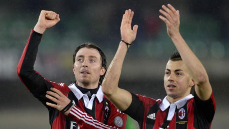 Трима титуляри на Милан се завръщат срещу Аякс
