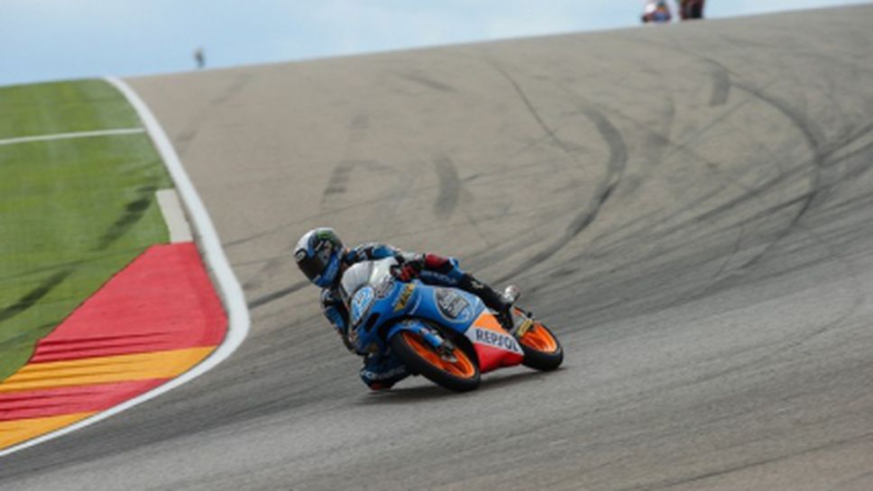 Ринс съкрати аванса на Салом в Moto3