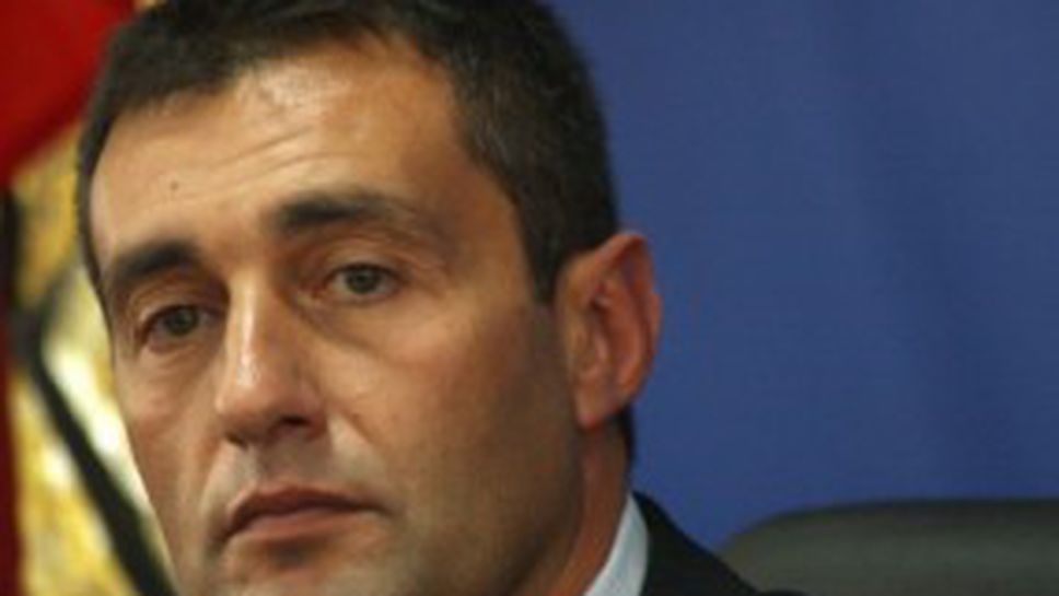 Парите за спорт остават в МФВС