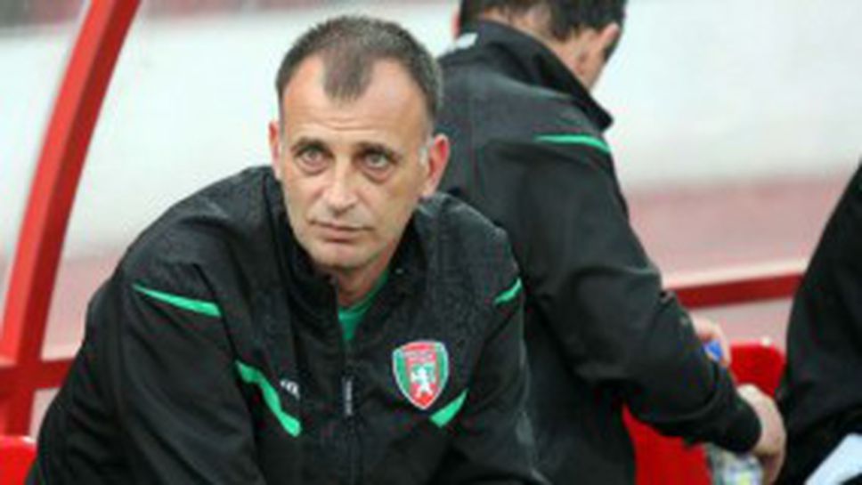 Тони Здравков: Обяснявам на играчите, че няма нищо страшно да играят на "Герена"