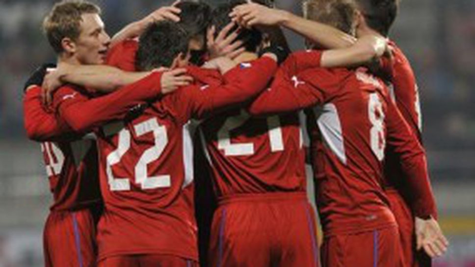 Чехия се отпуши и разгроми Словакия (видео)