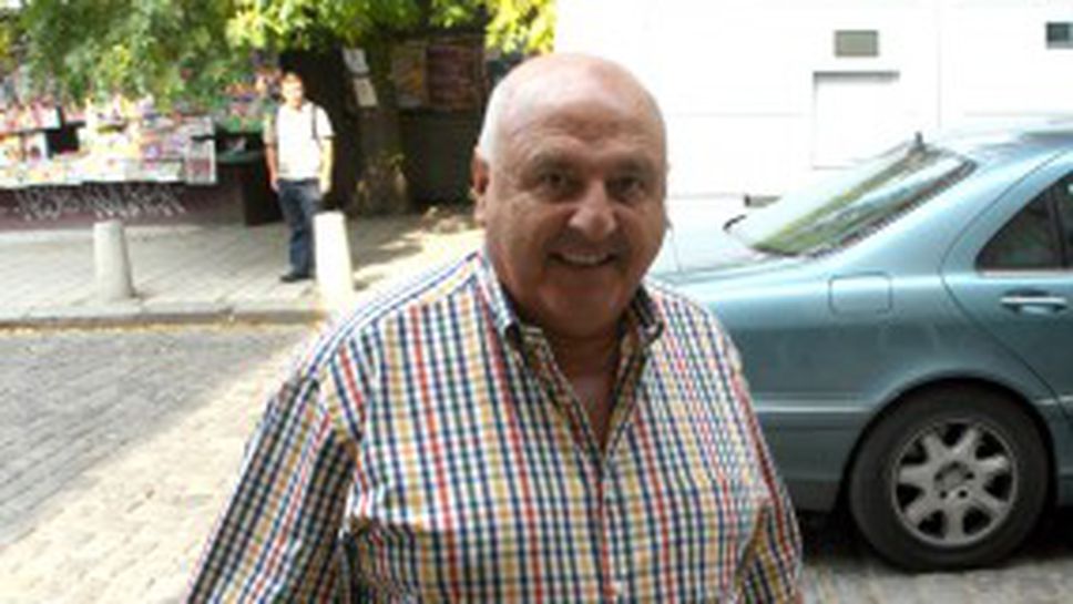 Венци Стефанов: И Моуриньо няма да промени нищо в Славия