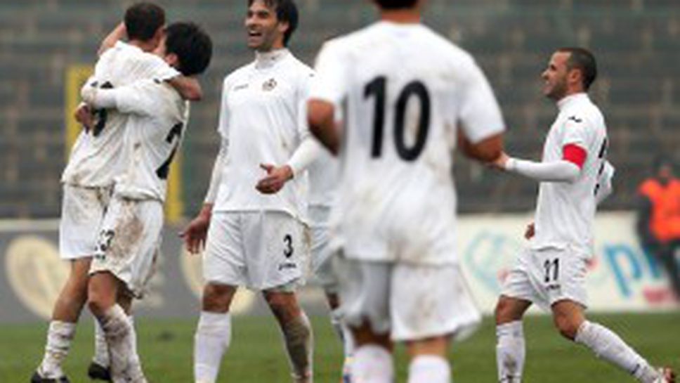 Героят за Славия: Дано не дадем шанс на Левски