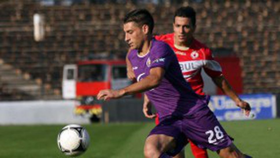 Нов футболист в Локо (Пд)