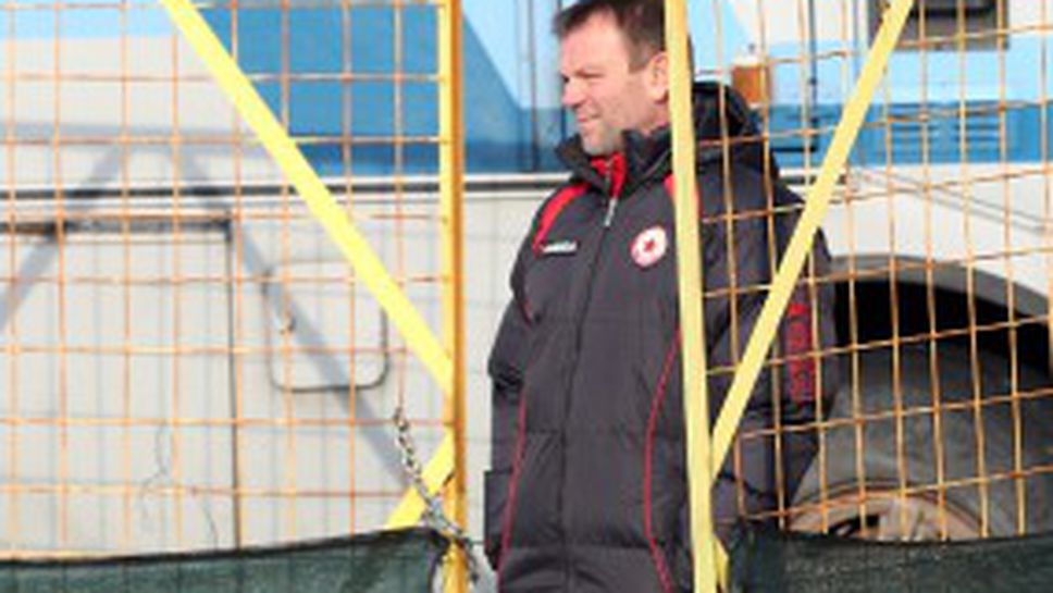 Легенда на ЦСКА: Уволнят ли Стойчо, ще трябва да му платят 120 000 евро - така е по договор