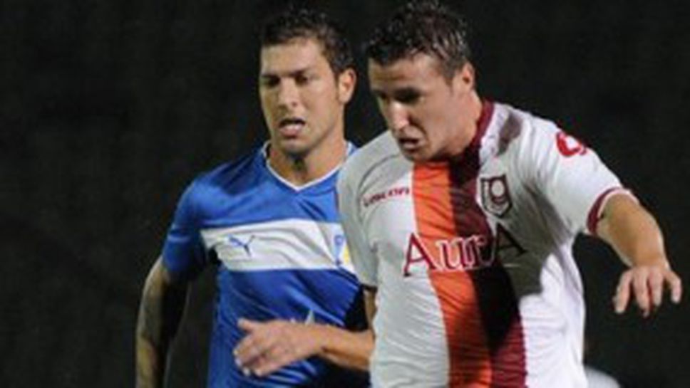 Окончателно: Хюсеинович подписва днес, но не с ЦСКА