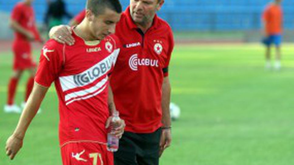 Възстановяването на Карачанаков върви отлично (видео)