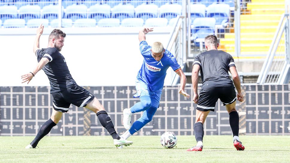 Левски пребори Локомотив (Пловдив) с 1:0 на "Герена"