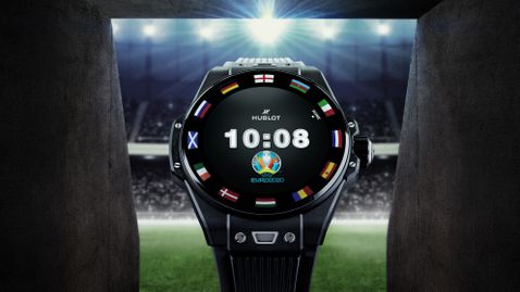 UEFA EURO 2020 в единствения по рода си смарт часовник на HUBLOT BIG BANG E