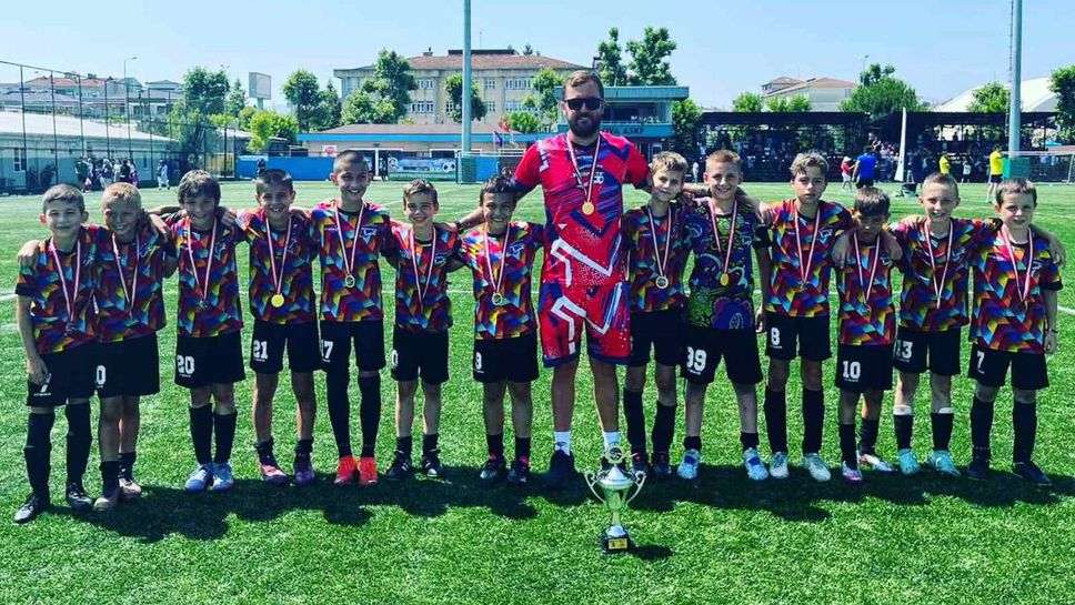 Болярчетата биха Бешиткаш и спечелиха силен турнир