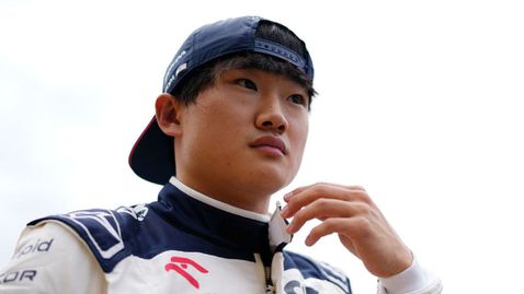 За разлика от Верстапен Цунода ще кара на "Нюрбургринг-Нордшлайфе"