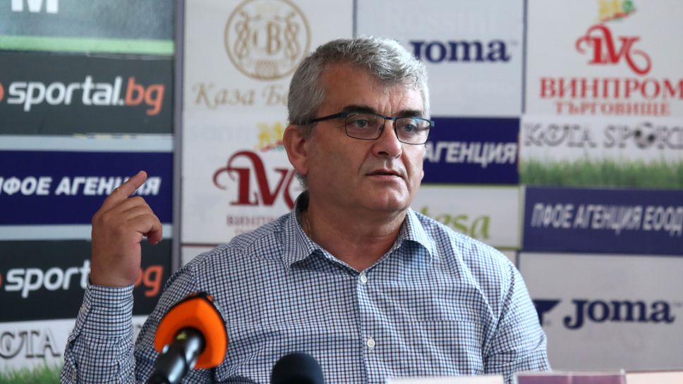 Петьо Костадинов сигнализира за опит за изземване правата на клубовете от екипа на Бербатов
