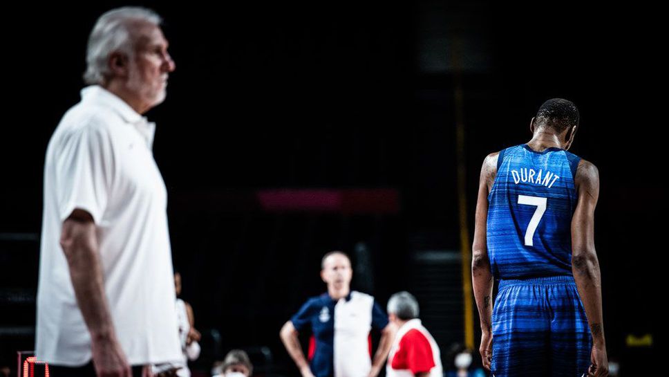 Суперзвездите на САЩ недоволни от Грег Попович