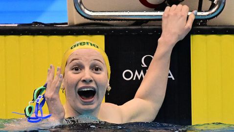 Моли О'Калахан счупи световния рекорд на 200 метра св. стил