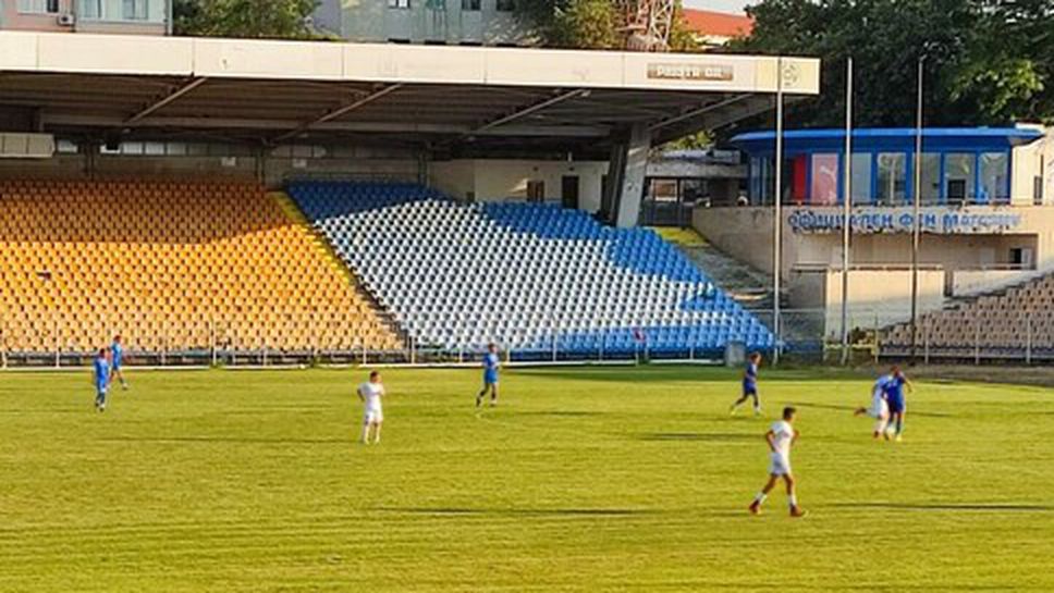 Детският отбор на Черноморец (Бургас) победи връстниците си от Динамо (Киев)
