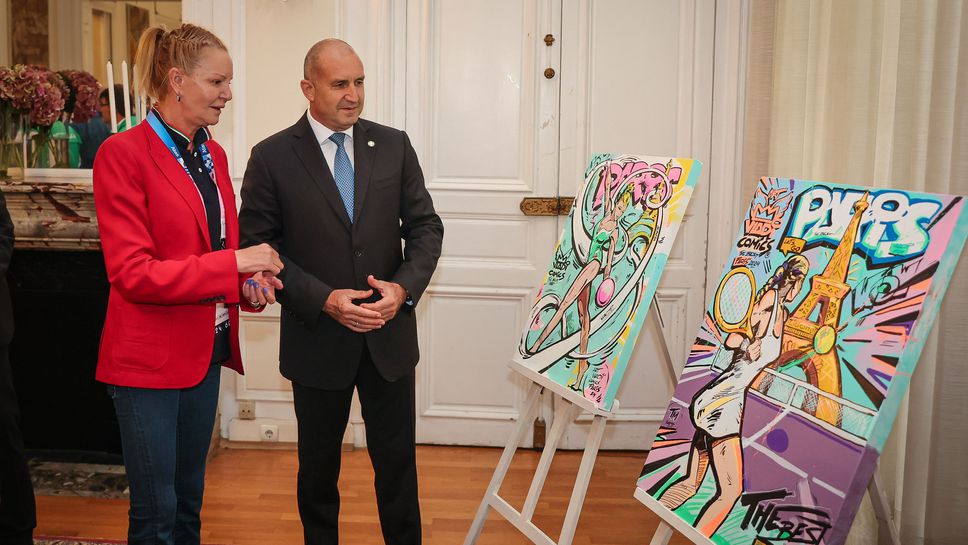 Президентът на Република България Румен Радев посети изложба в посолството на страната в Париж
