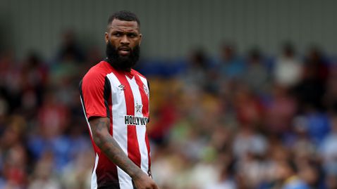 Контузия на Игор Тиаго може да попречи на трансфер на Айвън Тони