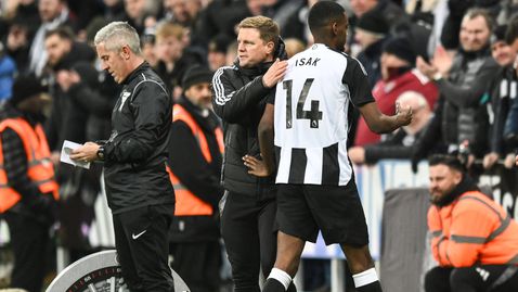  Мениджърът на Нюкасъл за Исак: Каквото и да се случи, би трябвало да е в полза на нашия клуб 