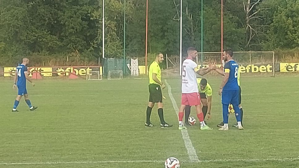 ФК Ямбол бие в Казанлък