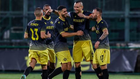  Първа победа за Ботев (Пд), 