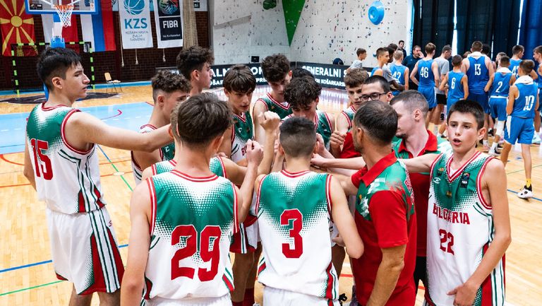 Отборът на България по баскетбол за момчета до 14 години