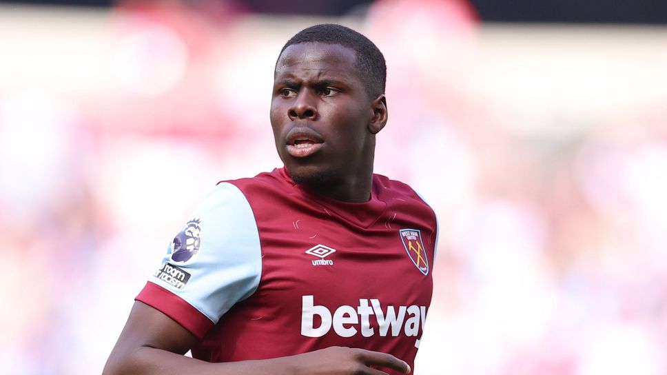 От Нюкасъл обмислят възможността да привлекат централния защитник Курт Зума