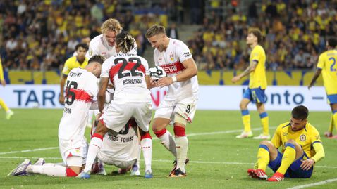 Носителят на Купата на Германия Щутгарт оцеля след невиждан трилър с три обрата, осем гола и двадесет дузпи