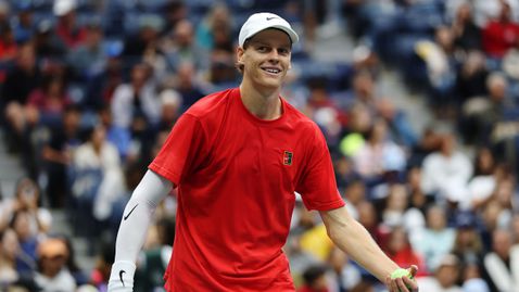  Синер загуби първи сет на US Open, само че победи твърд канадаец 