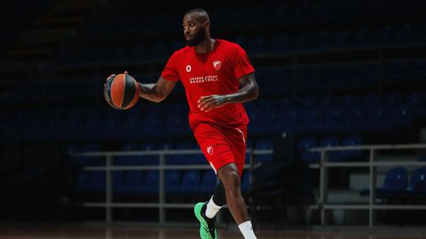 Край на спекулациите за бъдещето на Коди Милър-Макинтайър